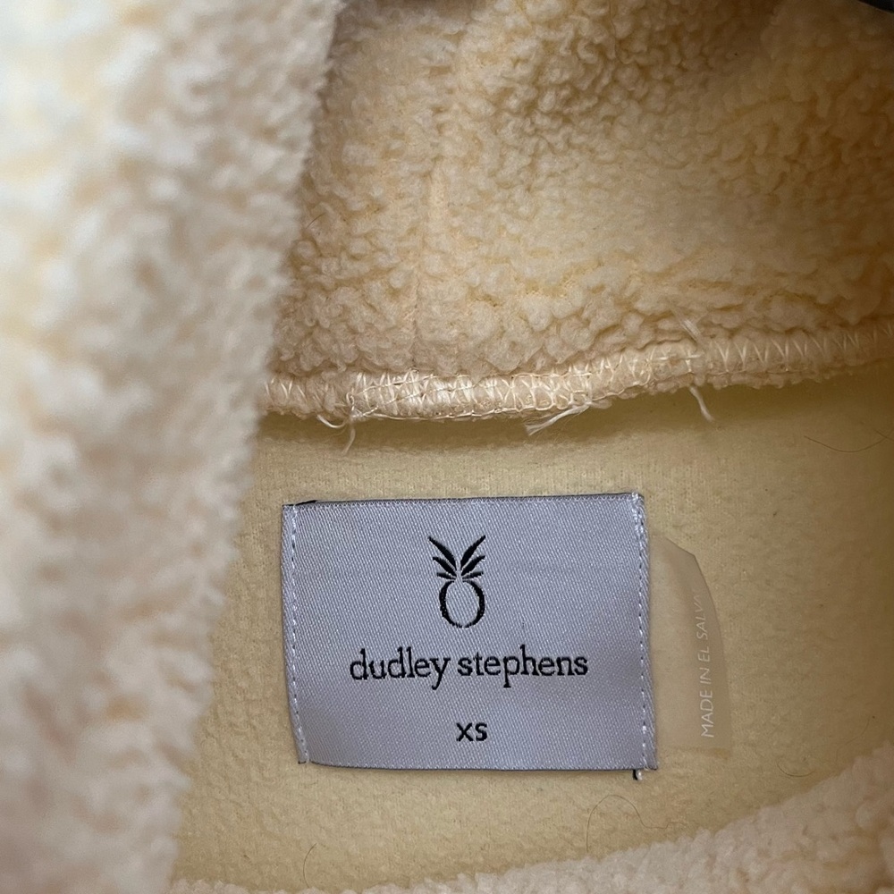Dudley Stephensđź’› - Picture 2 of 3